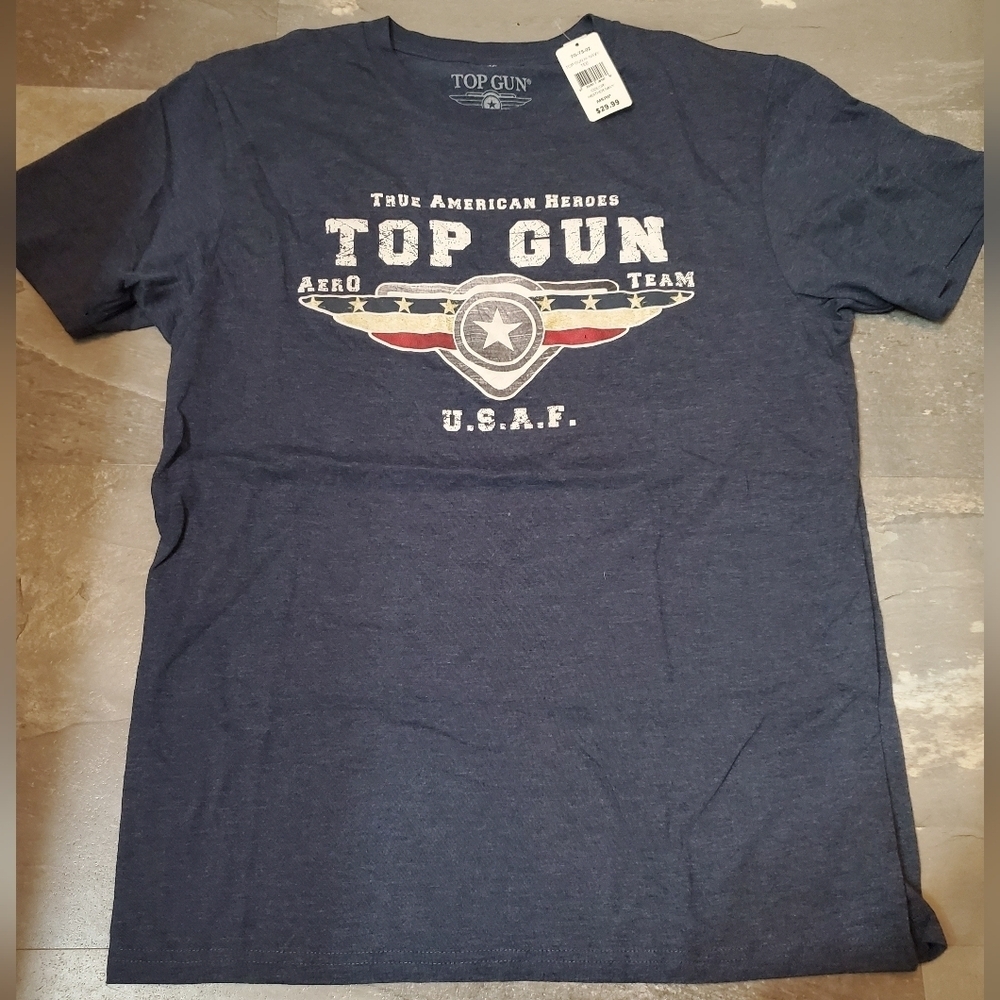 NWT Top Gun short sleeves tee shirt. Dark heathered blue. Size M.